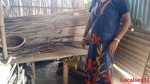 Bengali village Mom Sex in outdoor &lpar; Official video By Localsex31&rpar;