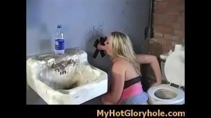 Gloryhole Blowjob30