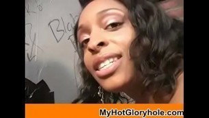 Gloryhole Blowjob4